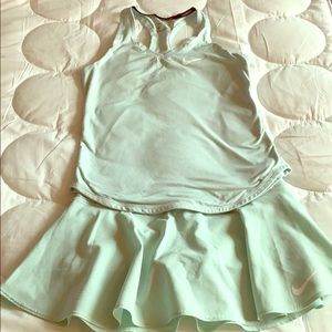 Sport wears (Tennis)